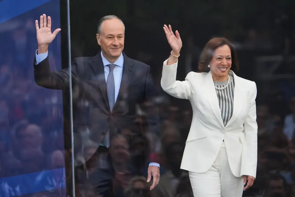 Intruso entra en propiedad de Kamala Harris en Malibú y es retirado sin incidentes