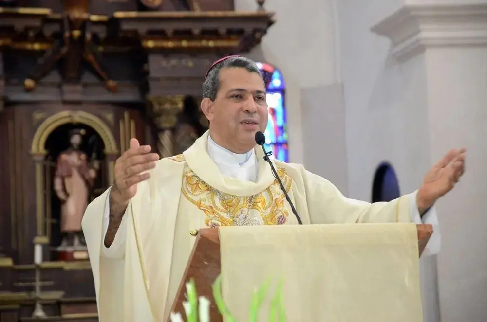 Monseñor Morel Diplán advierte sobre vulnerabilidad de Santo Domingo ante un gran terremoto y llama a proteger el medio ambiente