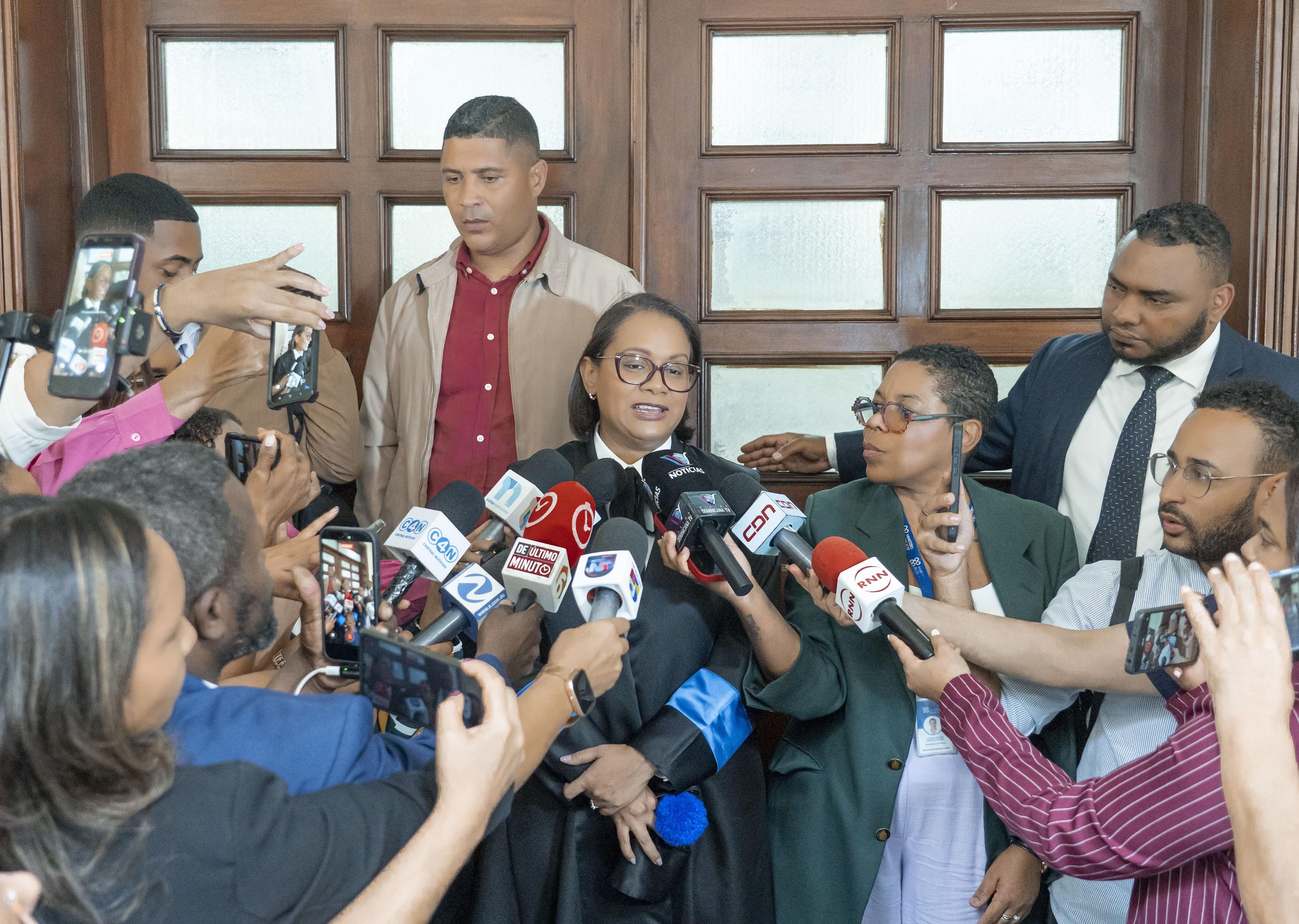 Tribunal rechaza extinguir proceso contra Ángel Lockward y otros acusados de defraudar al Estado