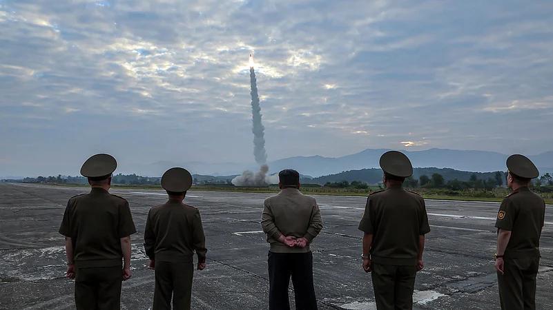 Corea del Norte dispara dos misiles balísticos en pocas horas y eleva la presión sobre Estados Unidos y sus aliados
