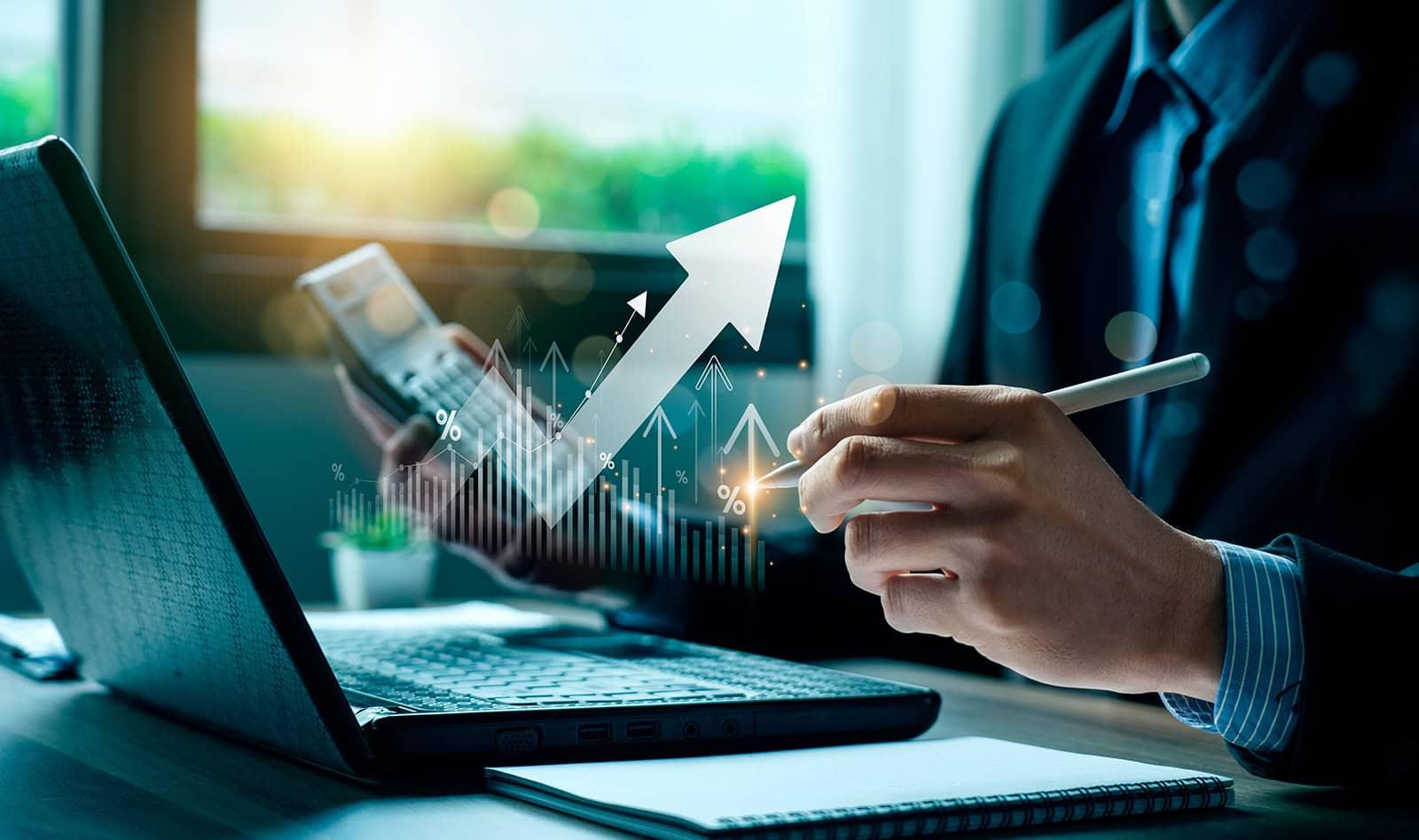 Crédito privado crece 7.6 % en agosto, su menor ritmo en más de 13 años, según CREES