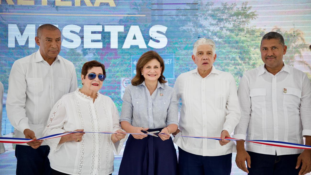 Raquel Peña inaugura carretera Las Mesetas en El Seibo y destaca su impacto en el desarrollo económico y turístico