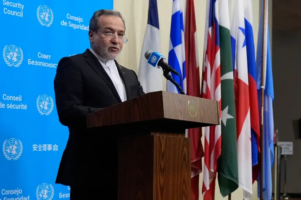 Mediadores buscan acuerdo para reabrir el estrecho de Ormuz pese al rechazo de Trump a la última propuesta de Irán