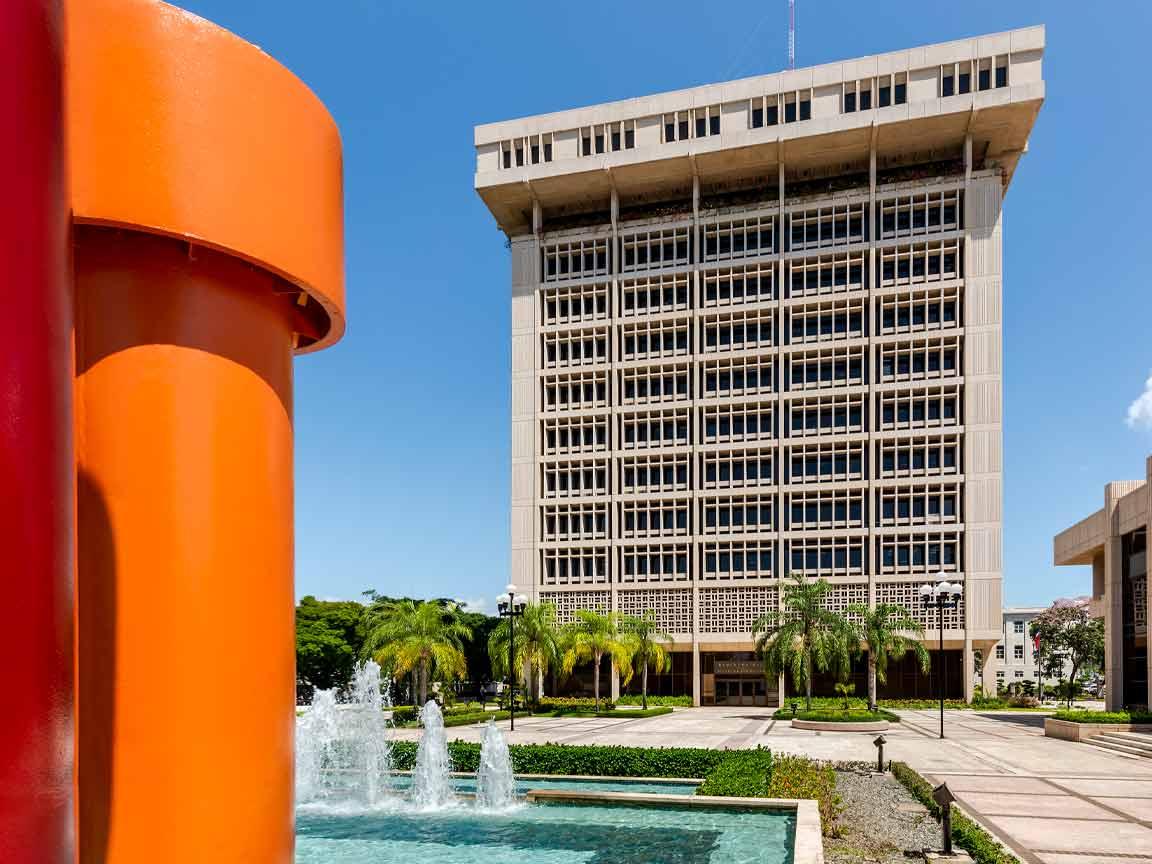 Economía dominicana crece 4.5 % entre enero y agosto de 2026; construcción y servicios impulsan la actividad económica