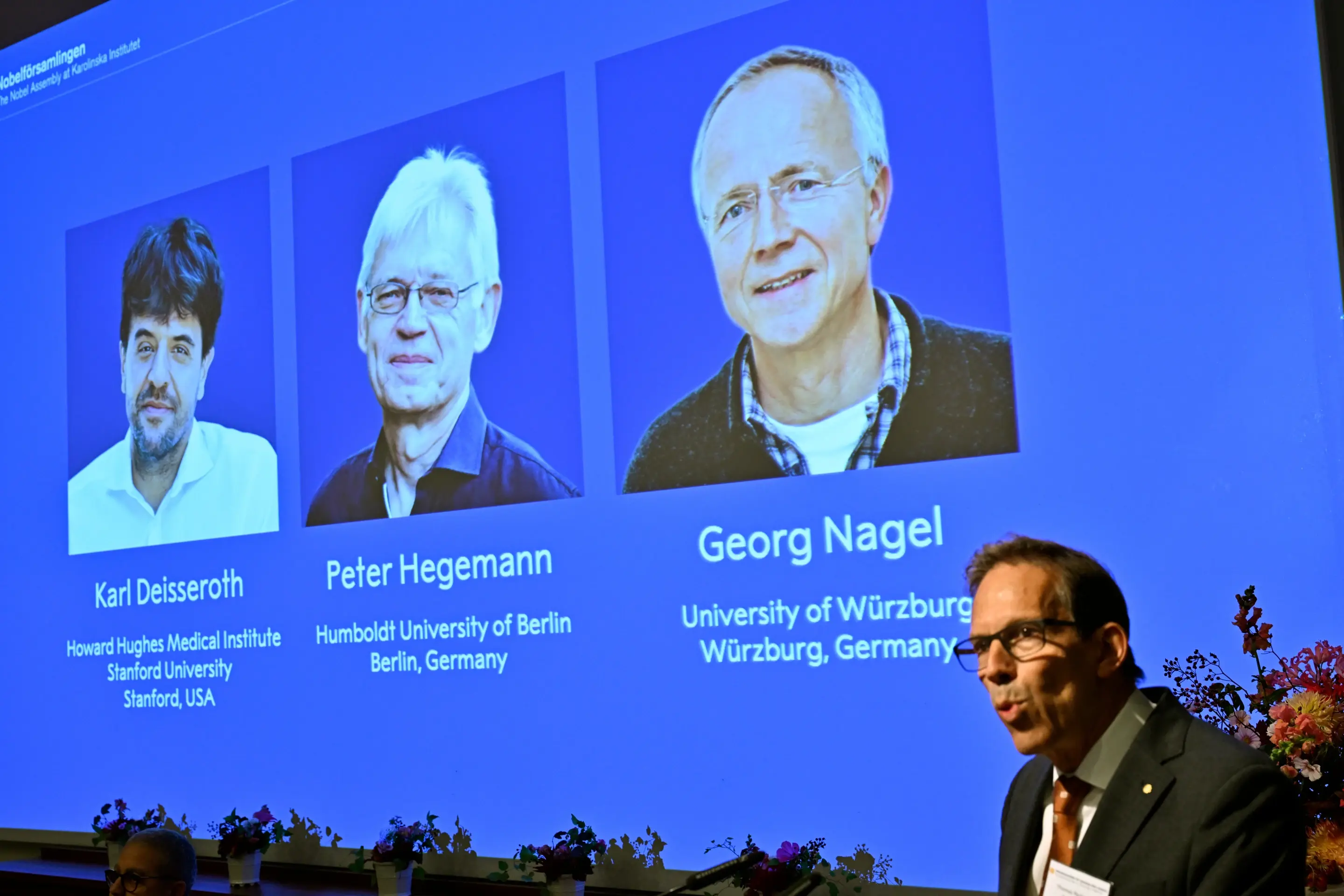 Nobel de Medicina reconoce a tres científicos que permitieron controlar las neuronas con luz