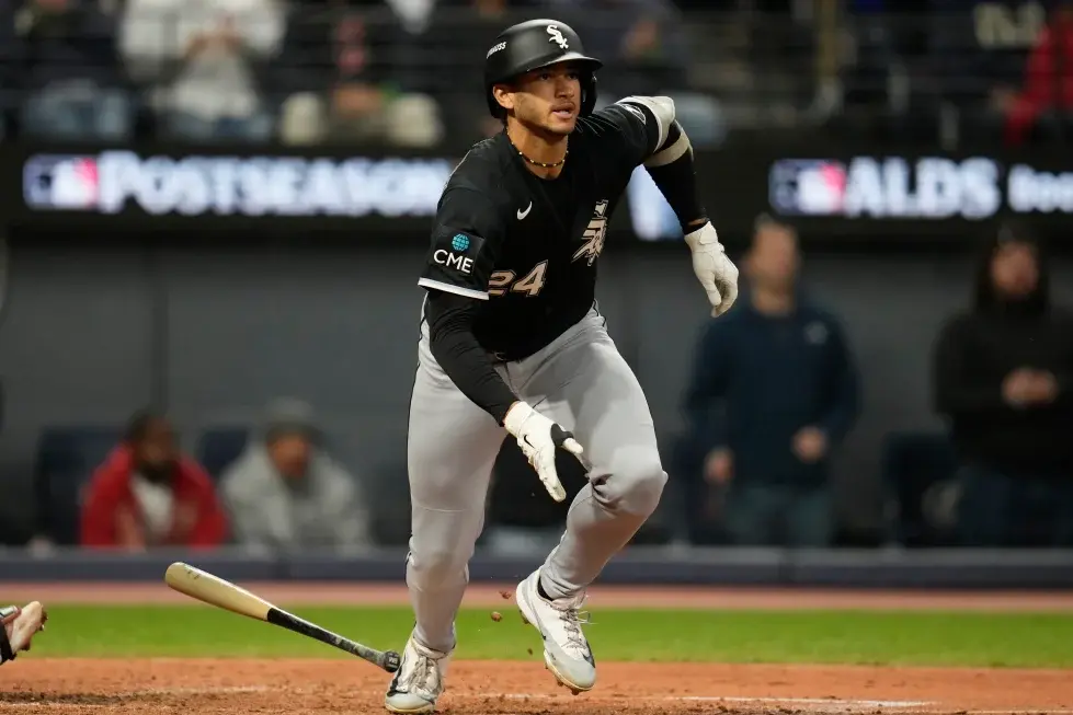 Medias Blancas dejan a Cleveland al borde de la eliminación y acarician la Serie de Campeonato
