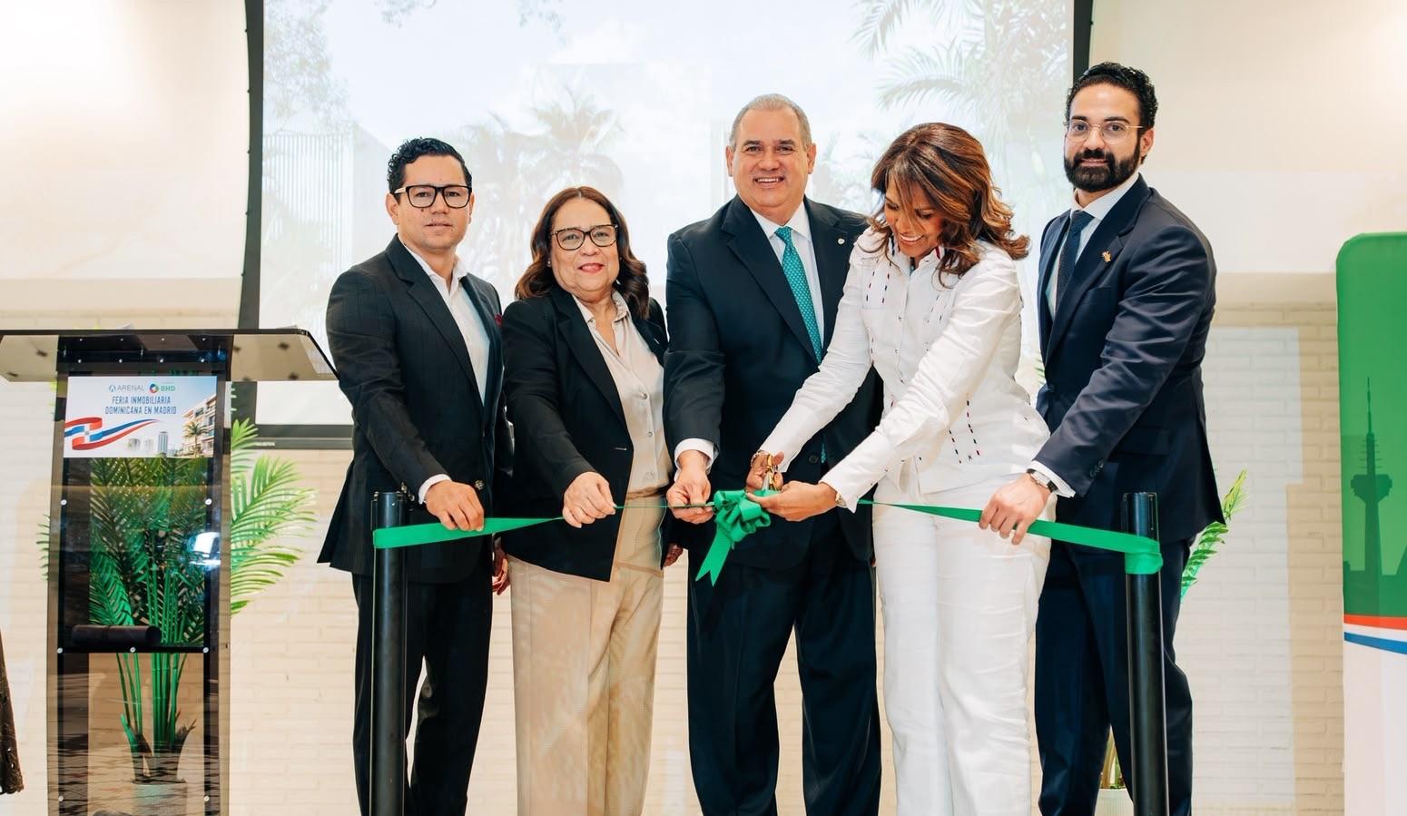 BHD y Arenal inauguran feria inmobiliaria en Madrid