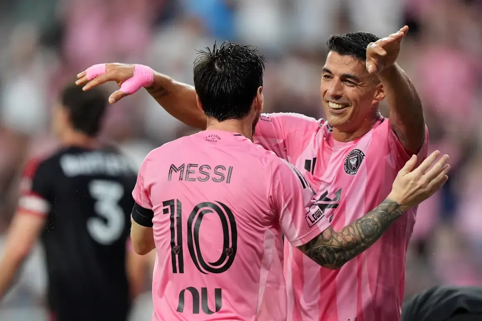 Messi marca dos en su 1er partido tras su retiro con Argentina e Inter Miami golea 4-0 a DC United
