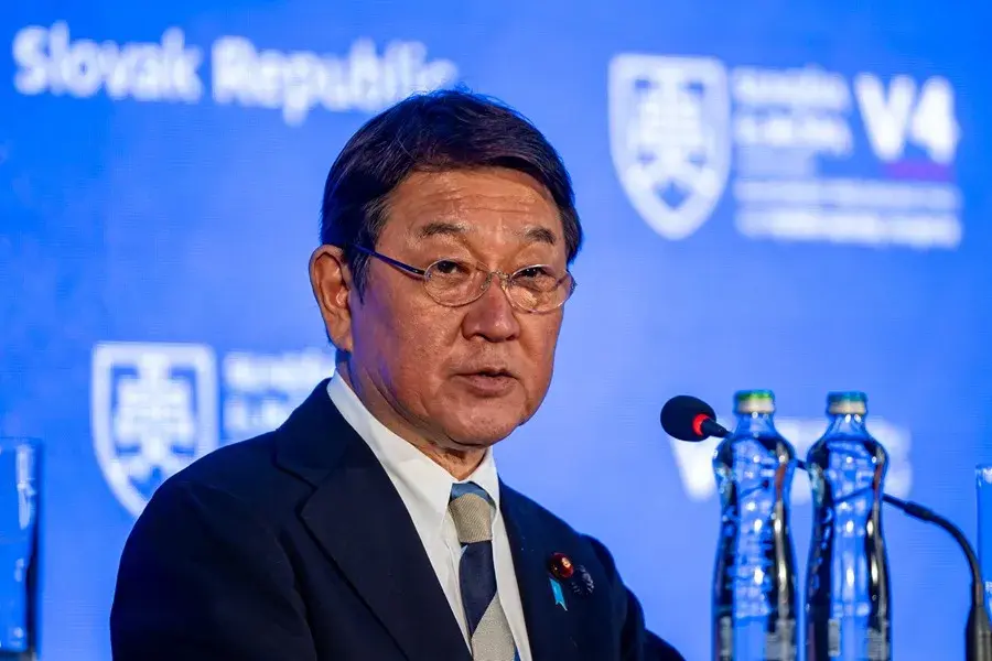 El ministro de Exteriores de Japón habla con Rubio tras el asesinato en Okinawa y las sanciones a la CPI