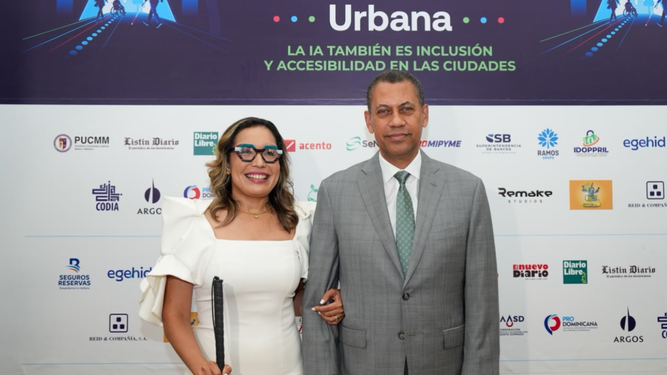 Gómez Mazara destaca la IA para ciudades inclusivas y anuncia RD$7.1 millones para Fundación Francina