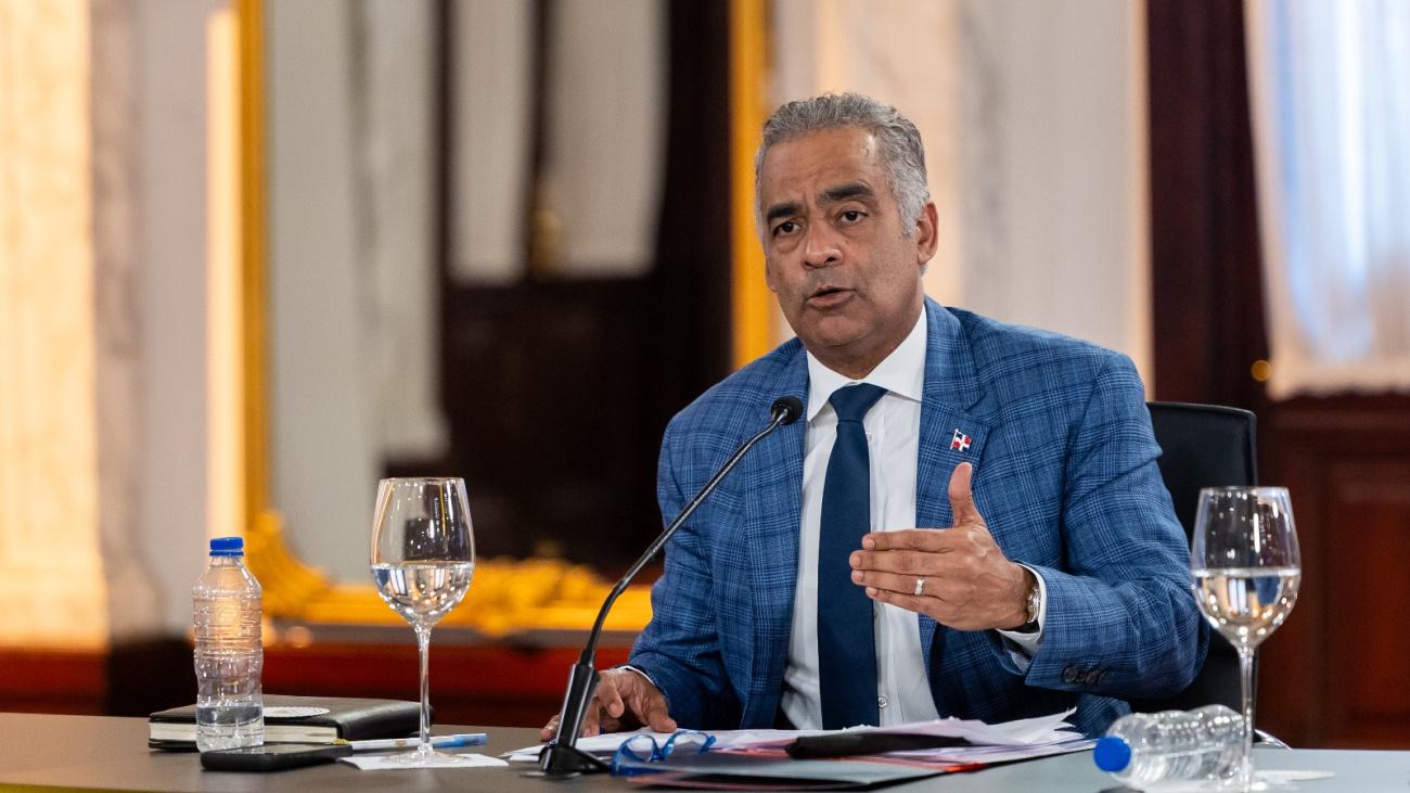 Gobierno reafirma congelamiento de la tarifa eléctrica y subsidios para proteger a las familias