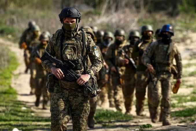 Gobierno contrata asesoría legal en Rusia y enviará misión para asistir a dominicanos vinculados a la guerra