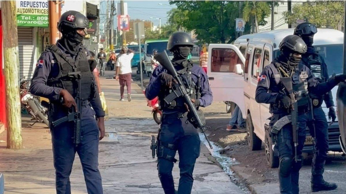 Amplio despliegue policial y militar marca protestas de 48 horas en San Francisco de Macorís y Salcedo