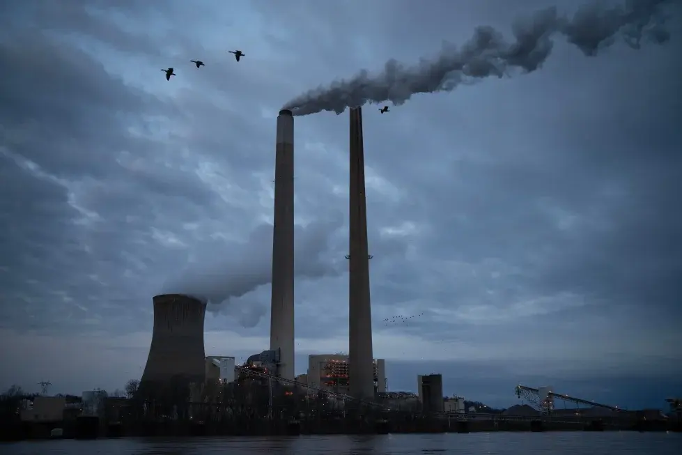 Reporte ONU muestra que el mundo pierde terreno ante el cambio climático y culpa un poco a EEUU