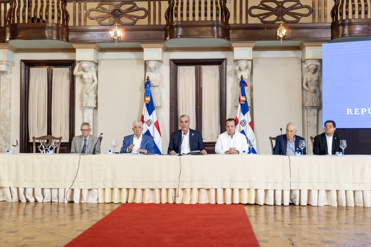 Abinader asegura que informó al sector arrocero sobre apertura a importaciones; productores mantienen preocupación