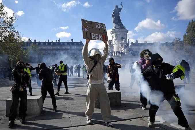 Lyon y Marsella prohíben las protestas del sábado y Francia refuerza la seguridad ante nuevos disturbios