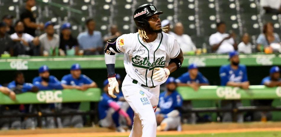 Estrellas y Escogido triunfan ante Licey y Águilas en la jornada del viernes