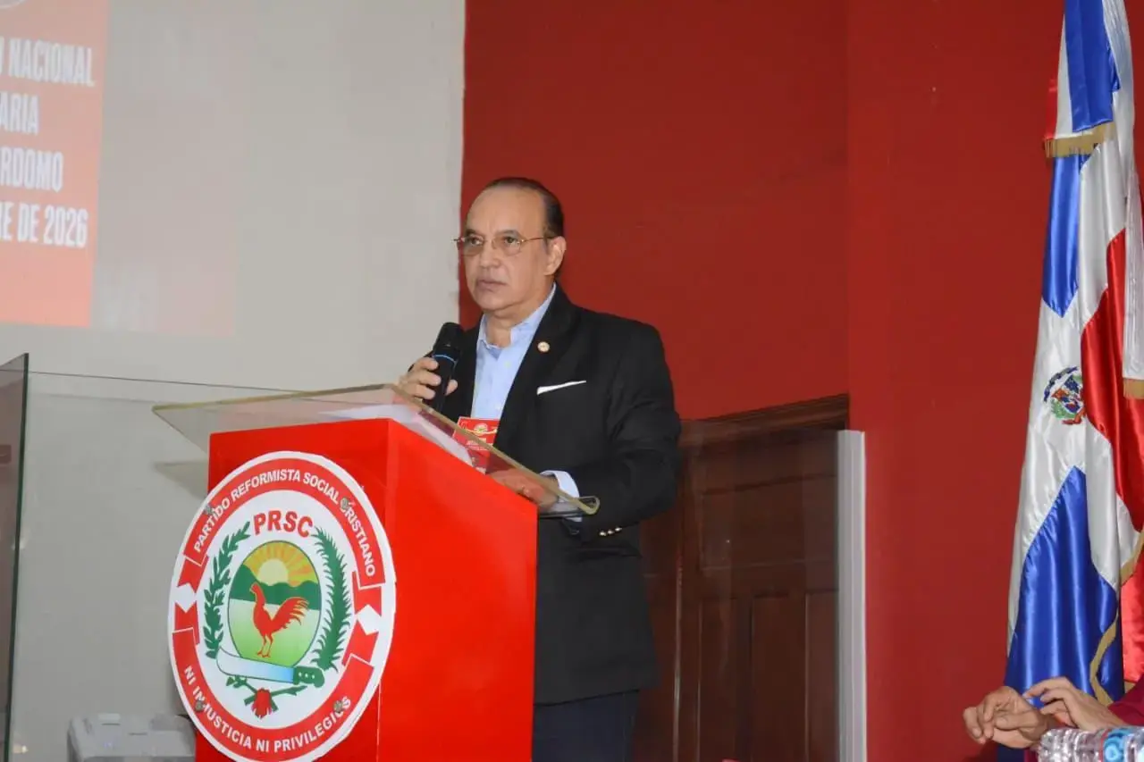 Quique Antún es reelegido presidente del PRSC hasta 2030 y plantea recuperar una votación de dos dígitos