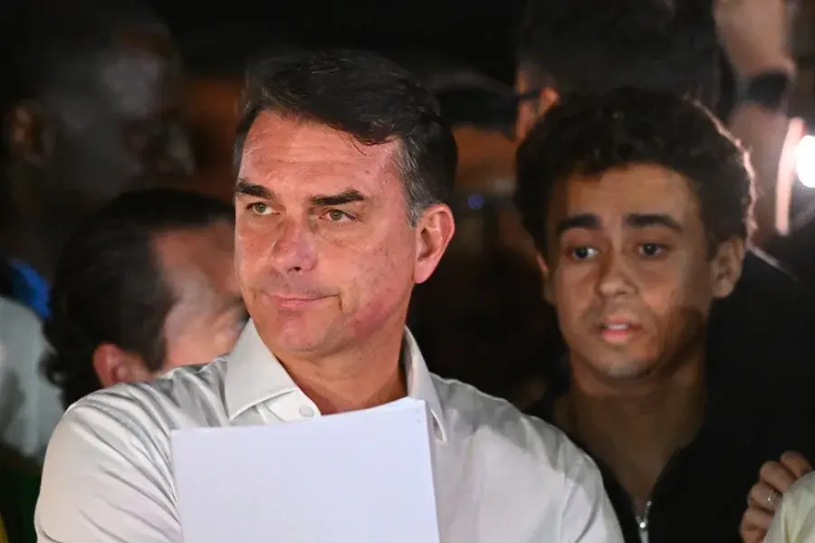 Flávio Bolsonaro tras su derrota en Brasil: «Voy a pedir la anulación de esas elecciones»