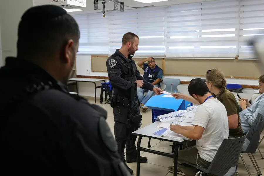 Participación histórica en las elecciones en Israel, unos comicios clave para Netanyahu tras 3 años de guerras