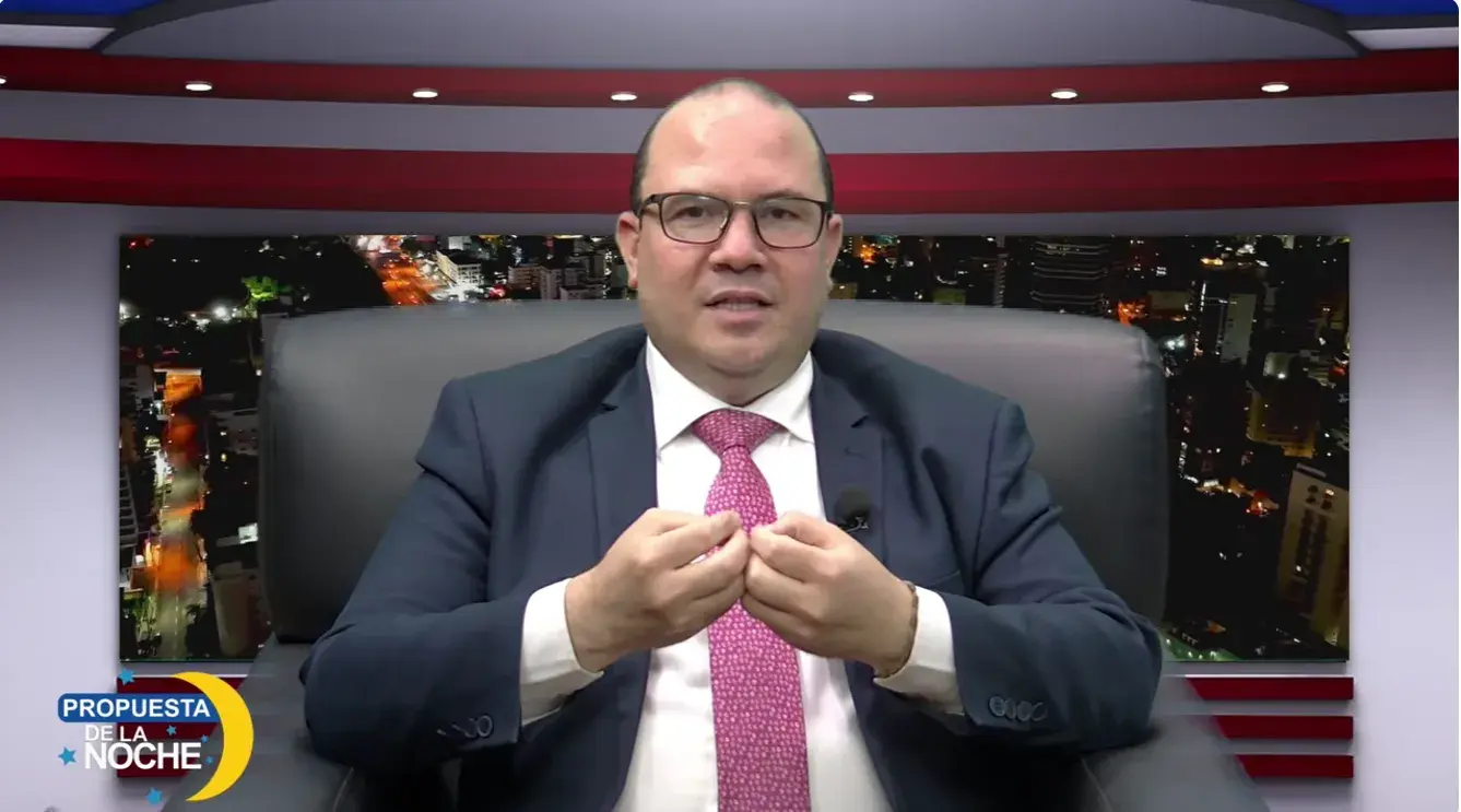 Politólogo advierte que Rusia y la Unión Europea libran una feroz batalla en Ucrania que amenaza la paz mundial