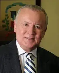 Gobierno del cambio: más mitos que realidades