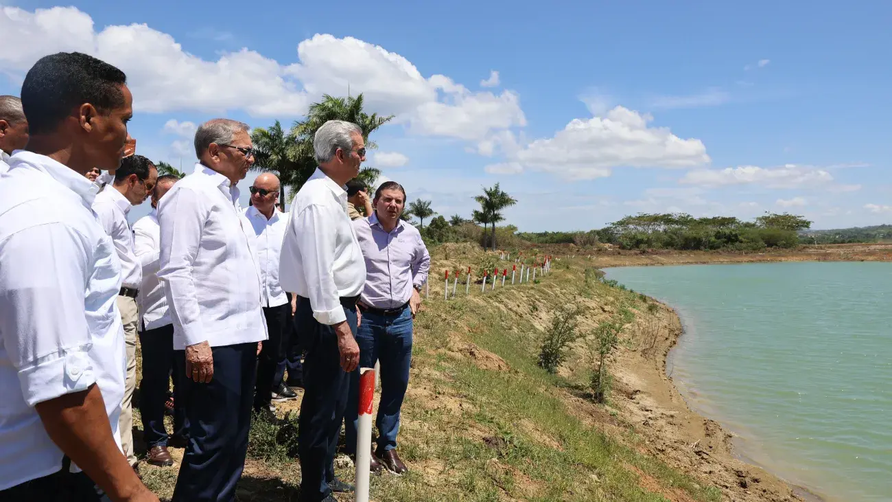 Abinader supervisa avances de Punta Bergantín, proyecto clave para relanzar el turismo de Puerto Plata