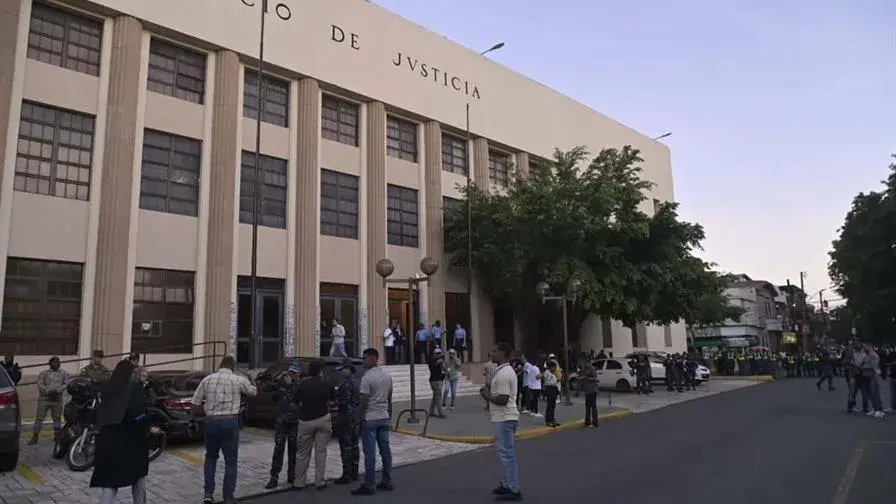 Auditorías Caso SeNaSa 2.0 revelan consultas ginecológicas cargadas a hombres, firmas falsas y pagos por servicios que afiliados aseguran nunca recibieron