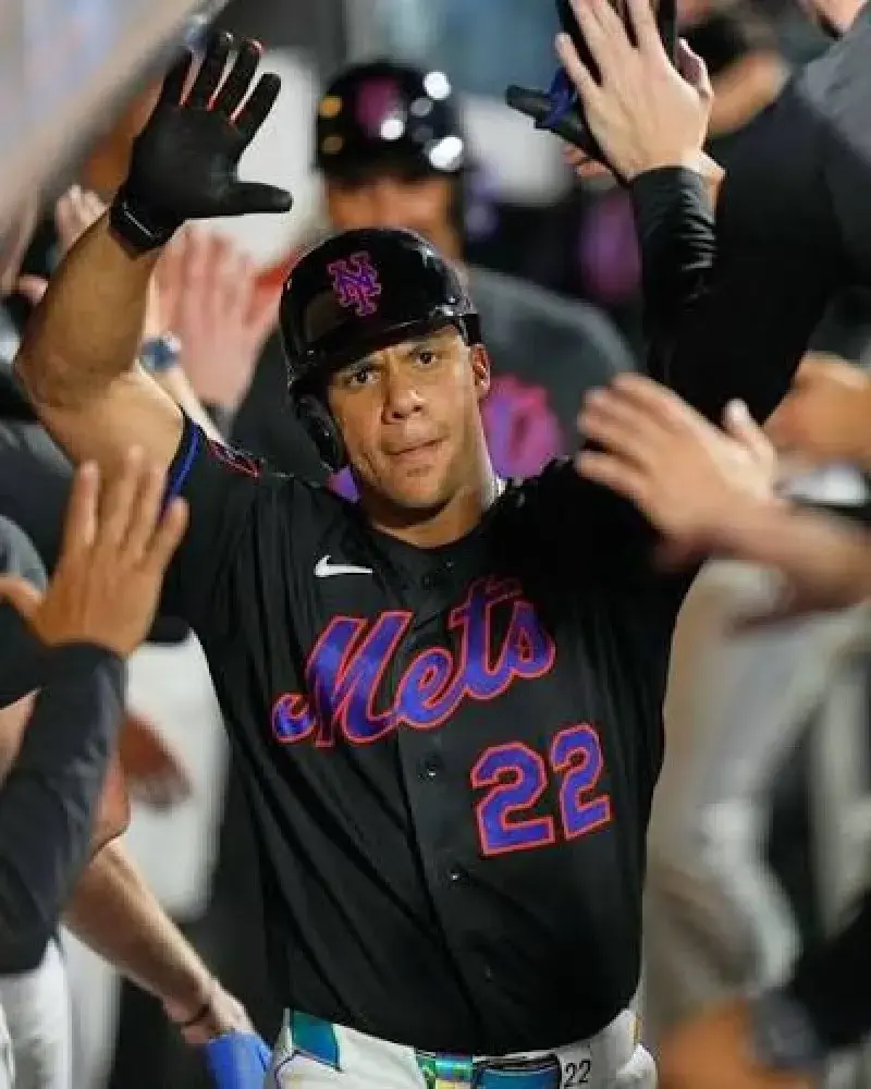 Juan Soto dispara su jonrón 26 y conduce a los Mets a victoria 6-3 sobre los Filis