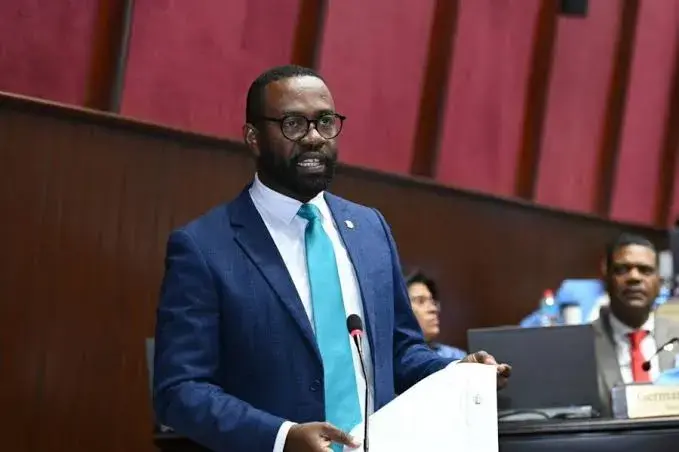 Esperan respuesta de la Cancillería ante denuncia sobre dominicanos reclutados con engaños para el Ejército ruso