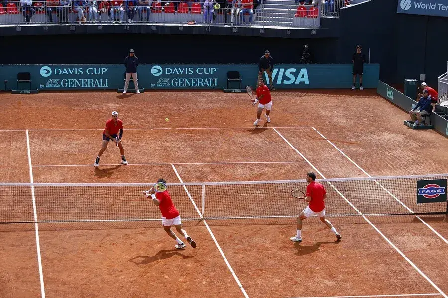 España, Alemania, Gran Bretaña, Canadá, Chequia, Austria y Corea, a la fase final de la Davis