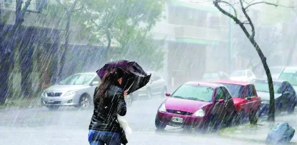 Vaguada provocará fuertes aguaceros y tormentas eléctricas pese al inicio del otoño