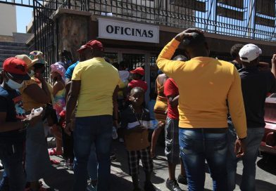 Migrantes haitianos claman ayuda en la catedral de la mexicana Ciudad Juárez