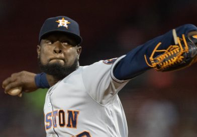 Los dominicanos Javier y Neris brillan en el juego sin hits de los Astros