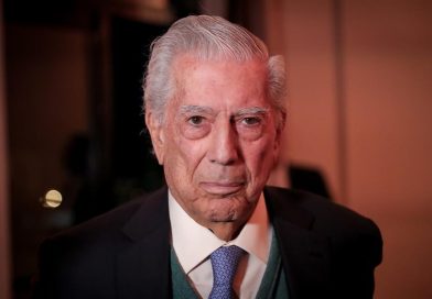 Comienza el rodaje de una serie adaptada de una novela de amor de Vargas Llosa