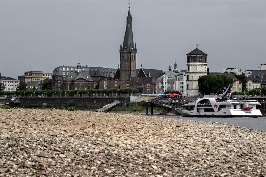 Industria alemana alerta que bajo nivel de ríos amenaza cadenas de suministro