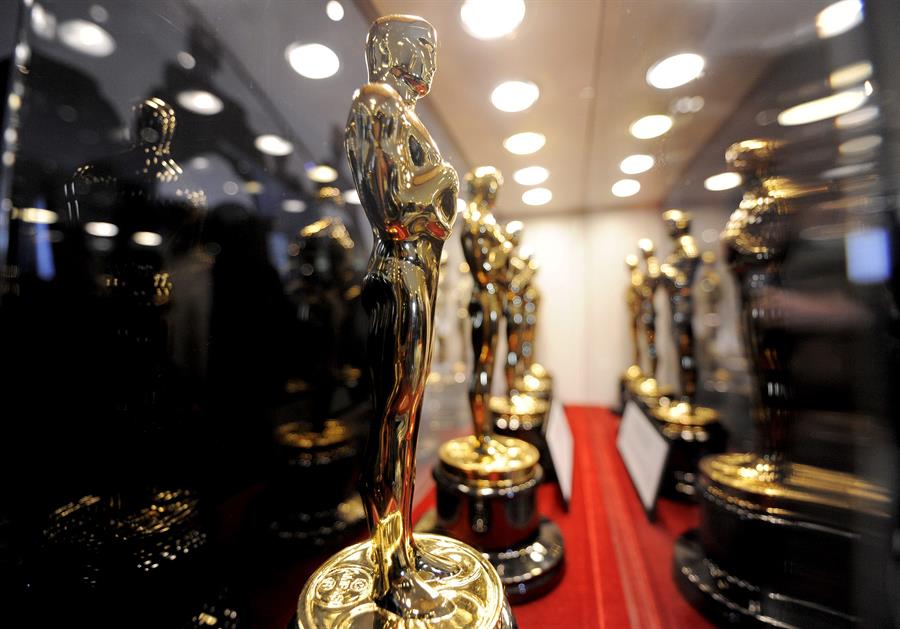 Los Óscar volverán a entregar todos los premios durante la gala