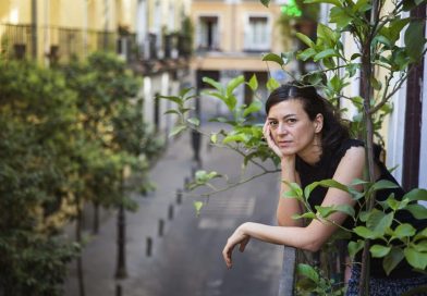La escritora argentina Samanta Schweblin gana el Premio Nacional del Libro de EE.UU.